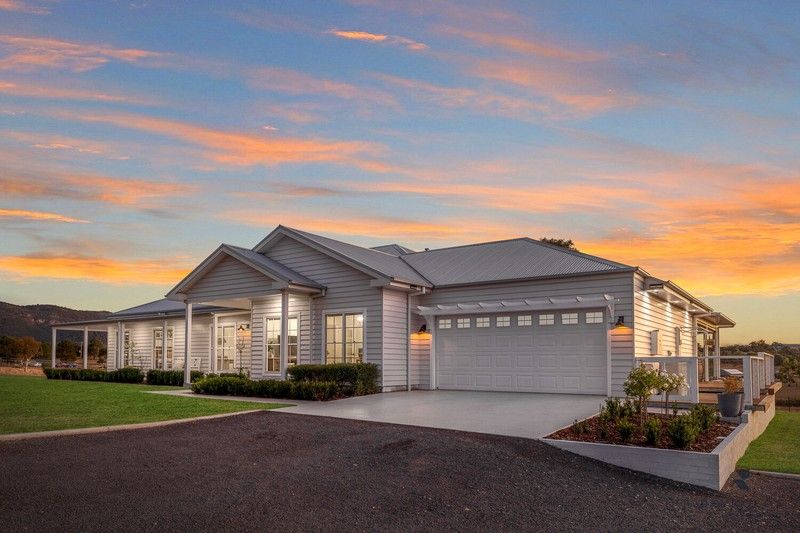19 Banksia Way