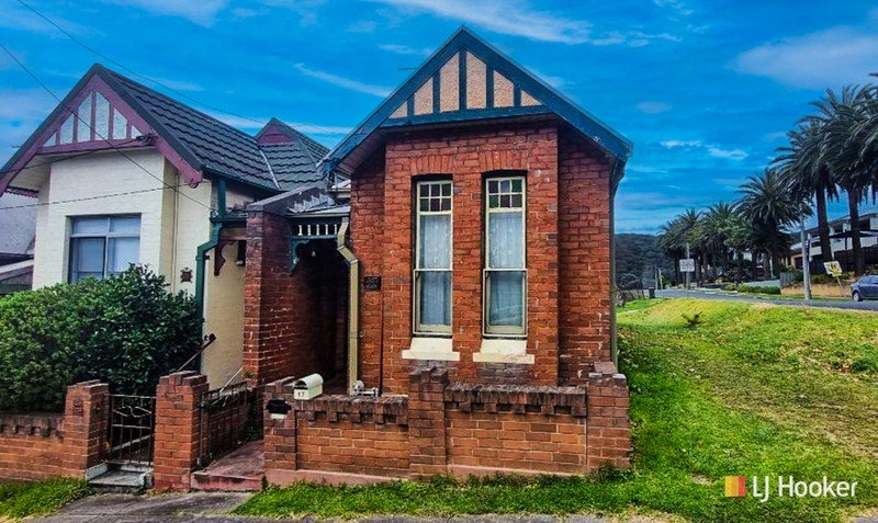 17 Bridge Street